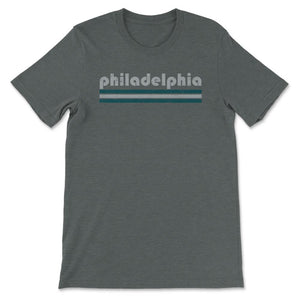 Vintage Philadelphia Pennsylvania Retro Three Stripe Weathered - Unisex T-Shirt - Dark Grey Heather